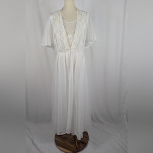 Delicates Satin Nightgown Robe White Embroidered Lace Peignoir Vintage Sz S/M